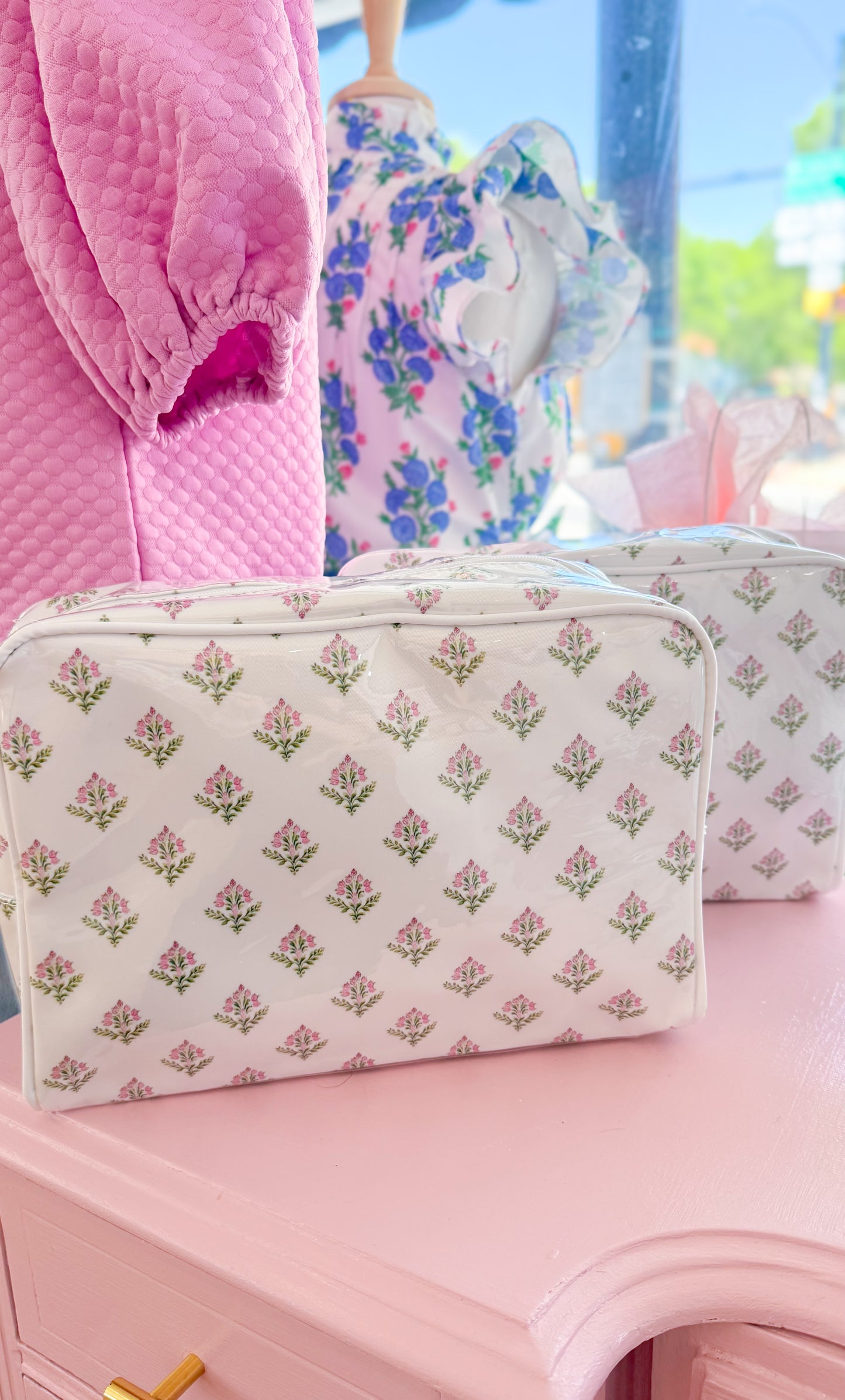 Everyday Elle Cosmetic Bag, White Floral
