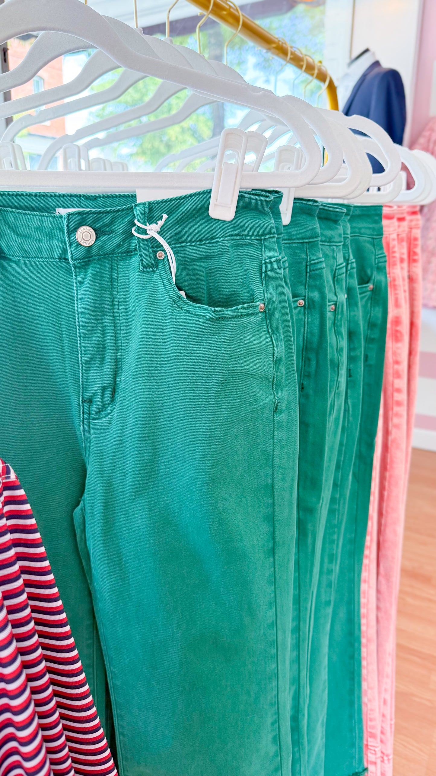 Whit Denim, Kelly Green