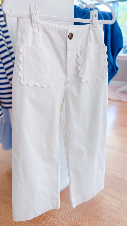 Evie Scallop Demin, White